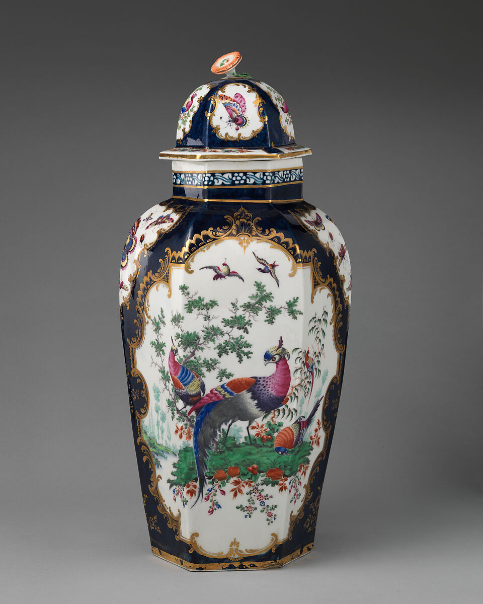 Vase with cover, Worcester factory (British, 1751–2008), Soft-paste porcelain, British, Worcester 