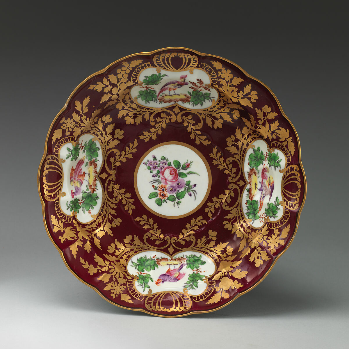 Dish, Worcester factory (British, 1751–2008), Soft-paste porcelain, British, Worcester 