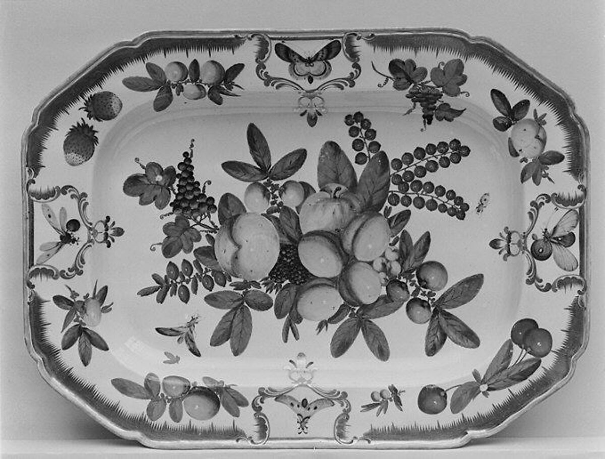 Platter, Worcester factory (British, 1751–2008), Soft-paste porcelain, British, Worcester 