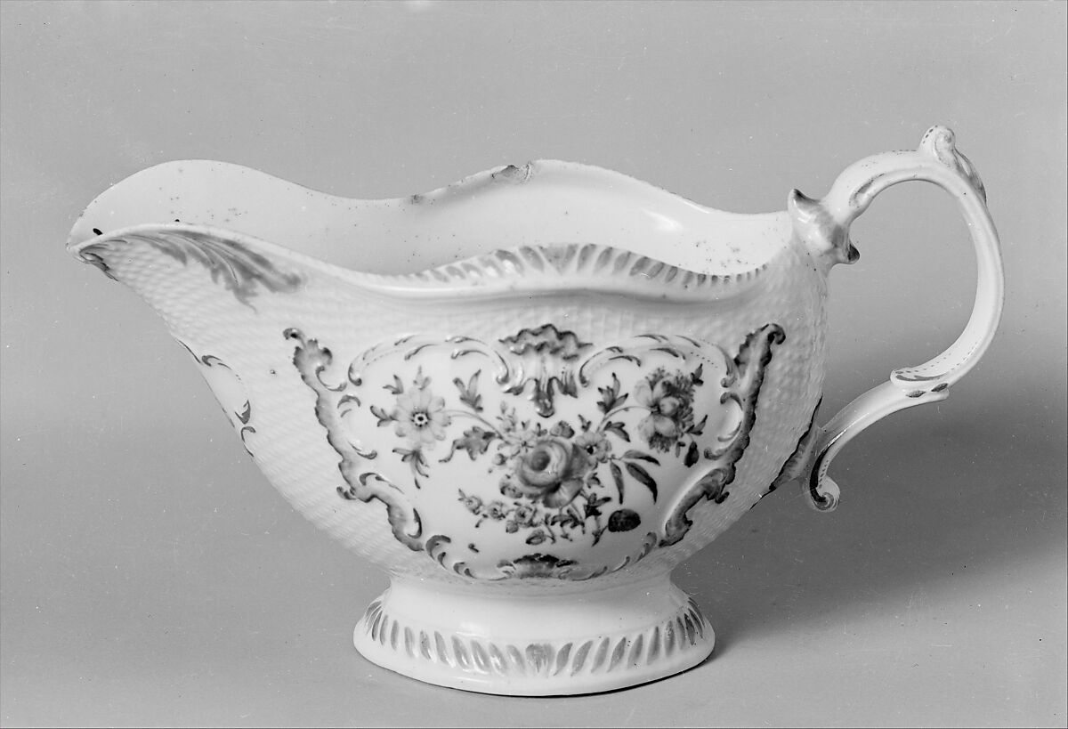 Sauceboat (one of a pair), Worcester factory (British, 1751–2008), Soft-paste porcelain, British, Worcester 