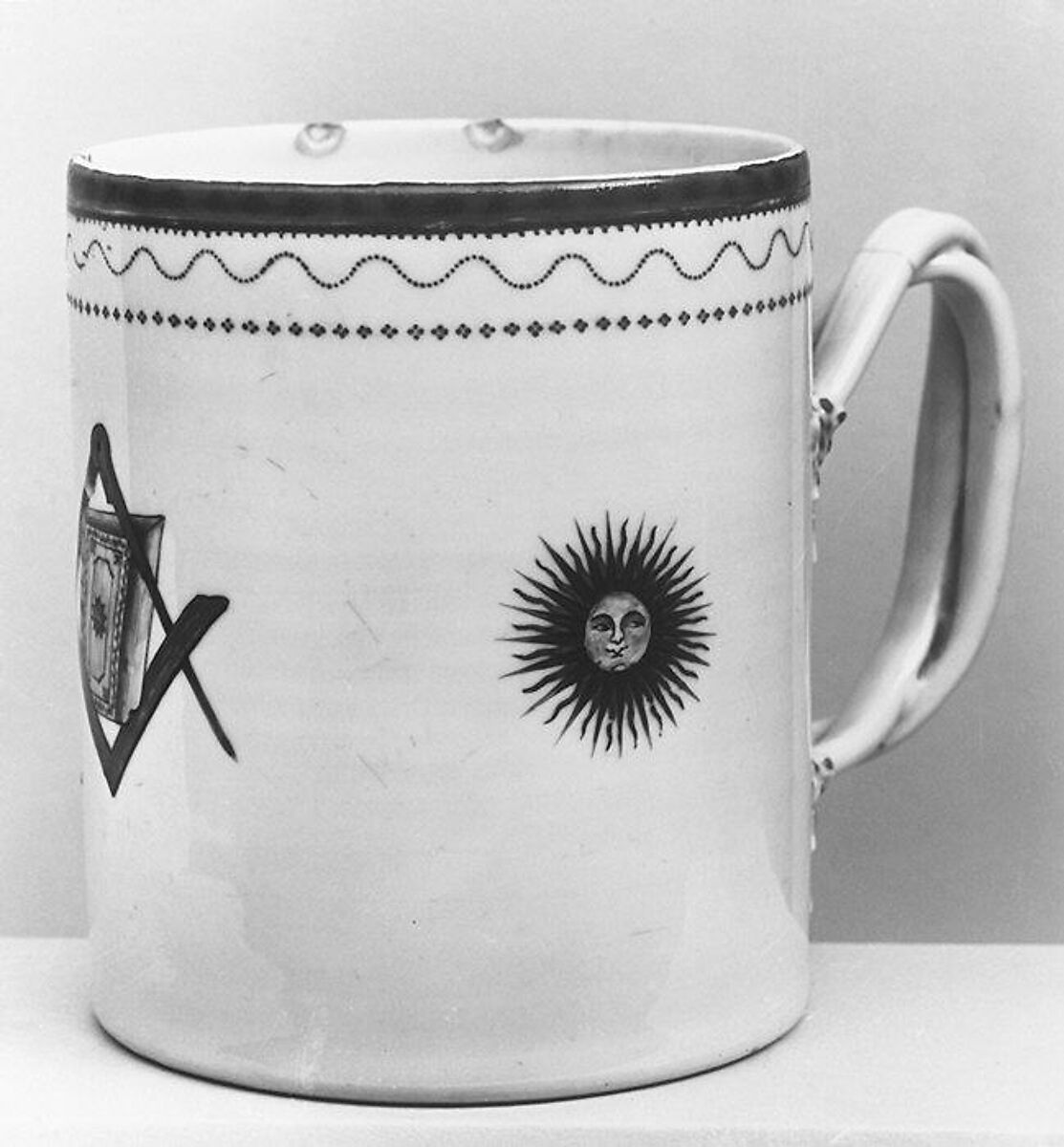 Mug, Hard-paste porcelain, Chinese, probably for American market 