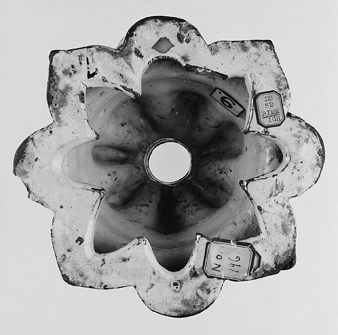 Standing cup, Maiolica (tin-glazed earthenware), Italian, Deruta