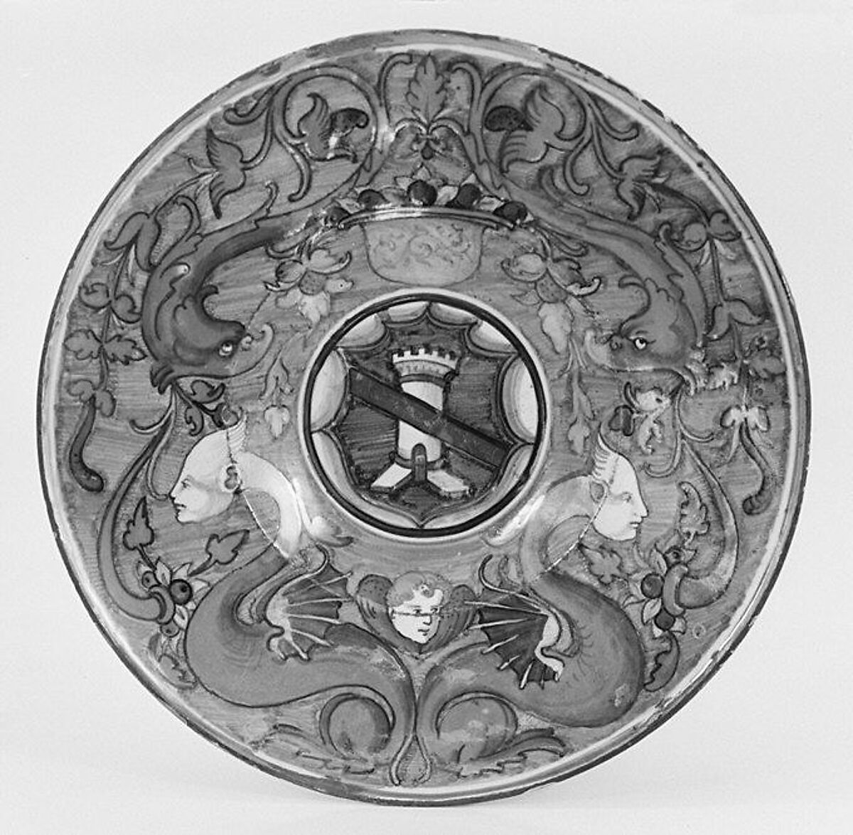 Plate, Maiolica (tin-glazed earthenware), lustered, Italian, Castel Durante with Gubbio luster