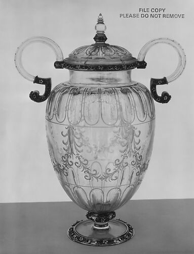 Two-handled vase with cover