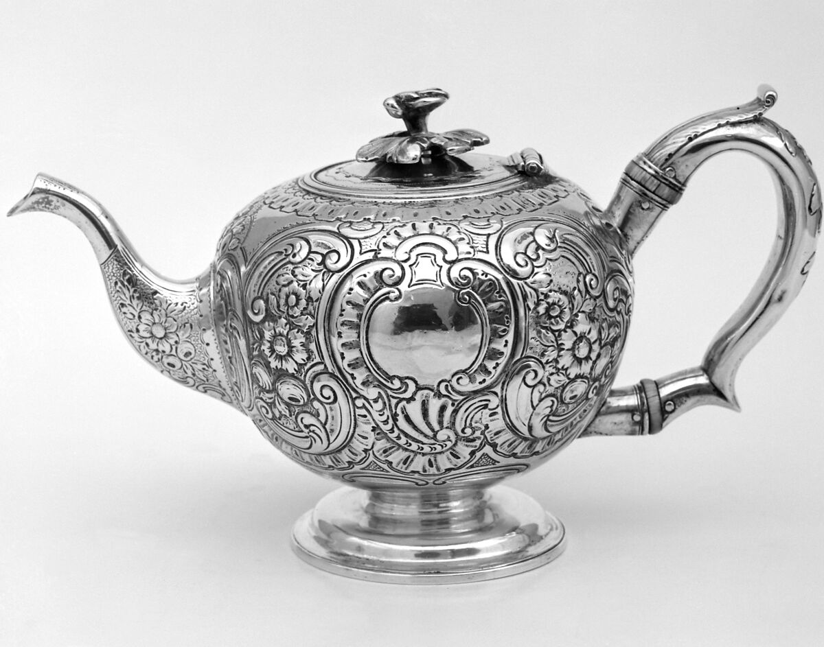 Teapot, Efgraf Borovschtjikov (working 1772–83), Silver, Russian, St. Petersburg 