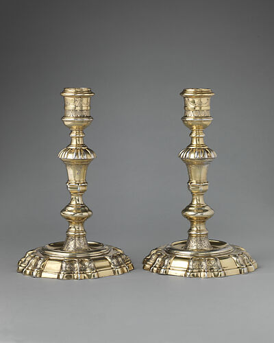 Pair of candlesticks