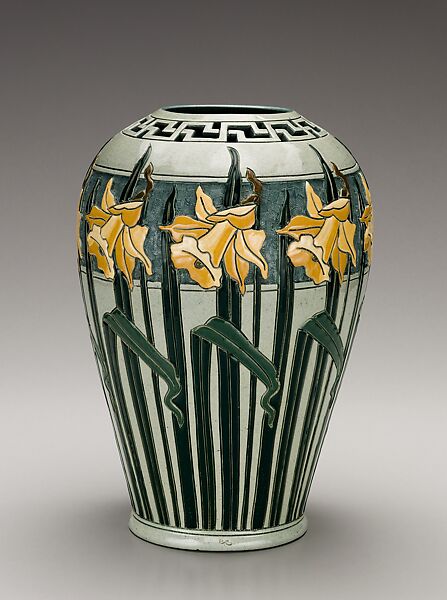 Vase, Roseville Pottery (1892–1954), Earthenware, American 