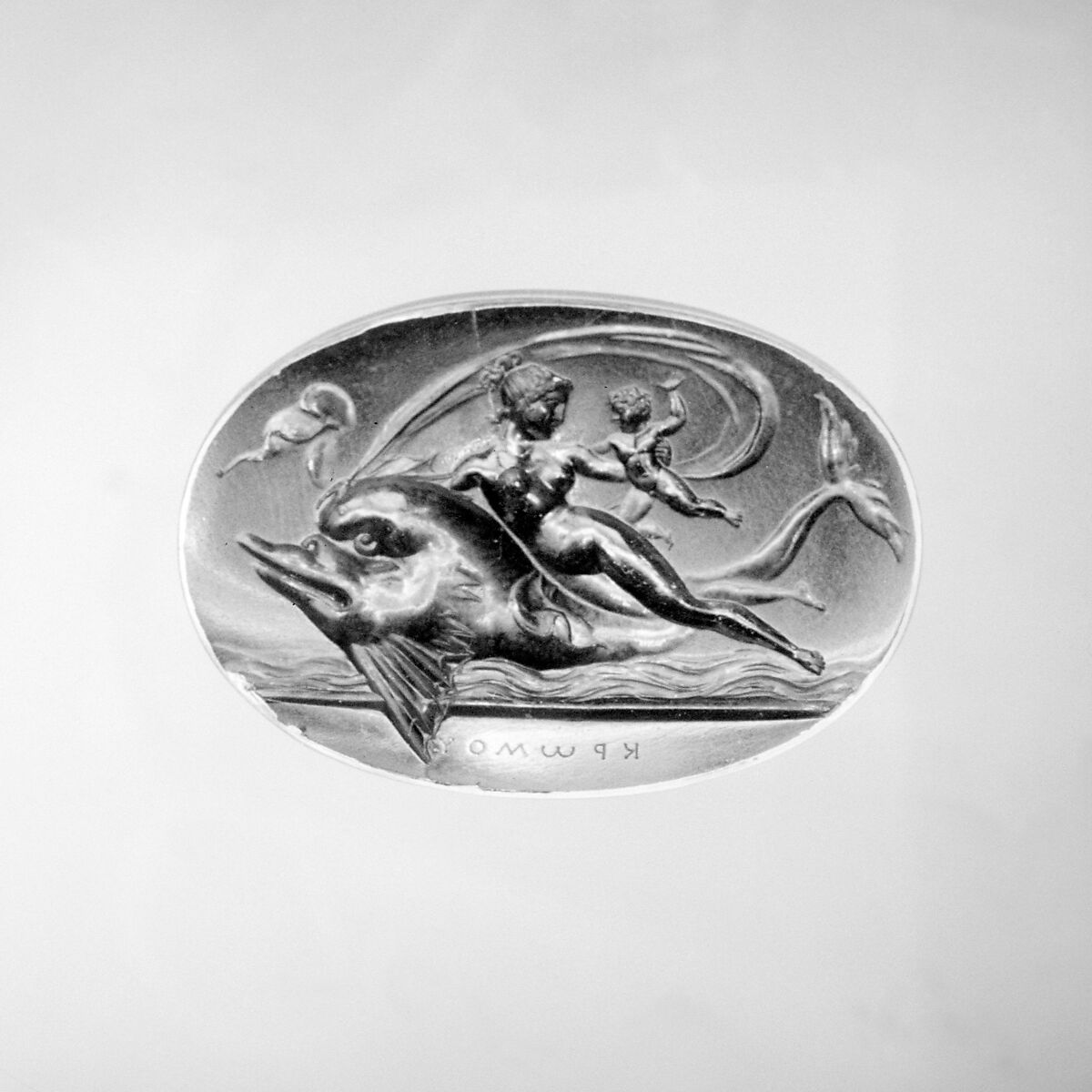 Ino with her infant Melicerta on the back of a dolphin, Carnelian and gold, Italian