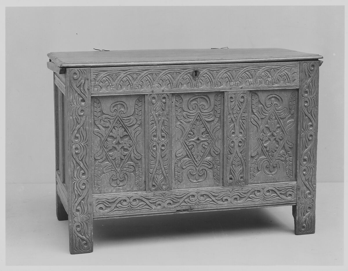 Chest, Attributed to the Searle-Dennis shop tradition, Red oak, white oak, American