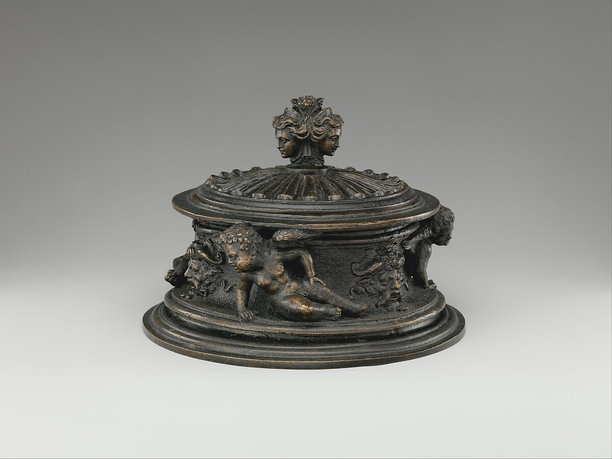 Cylindrical container with cover, Bronze, Italian, Padua 