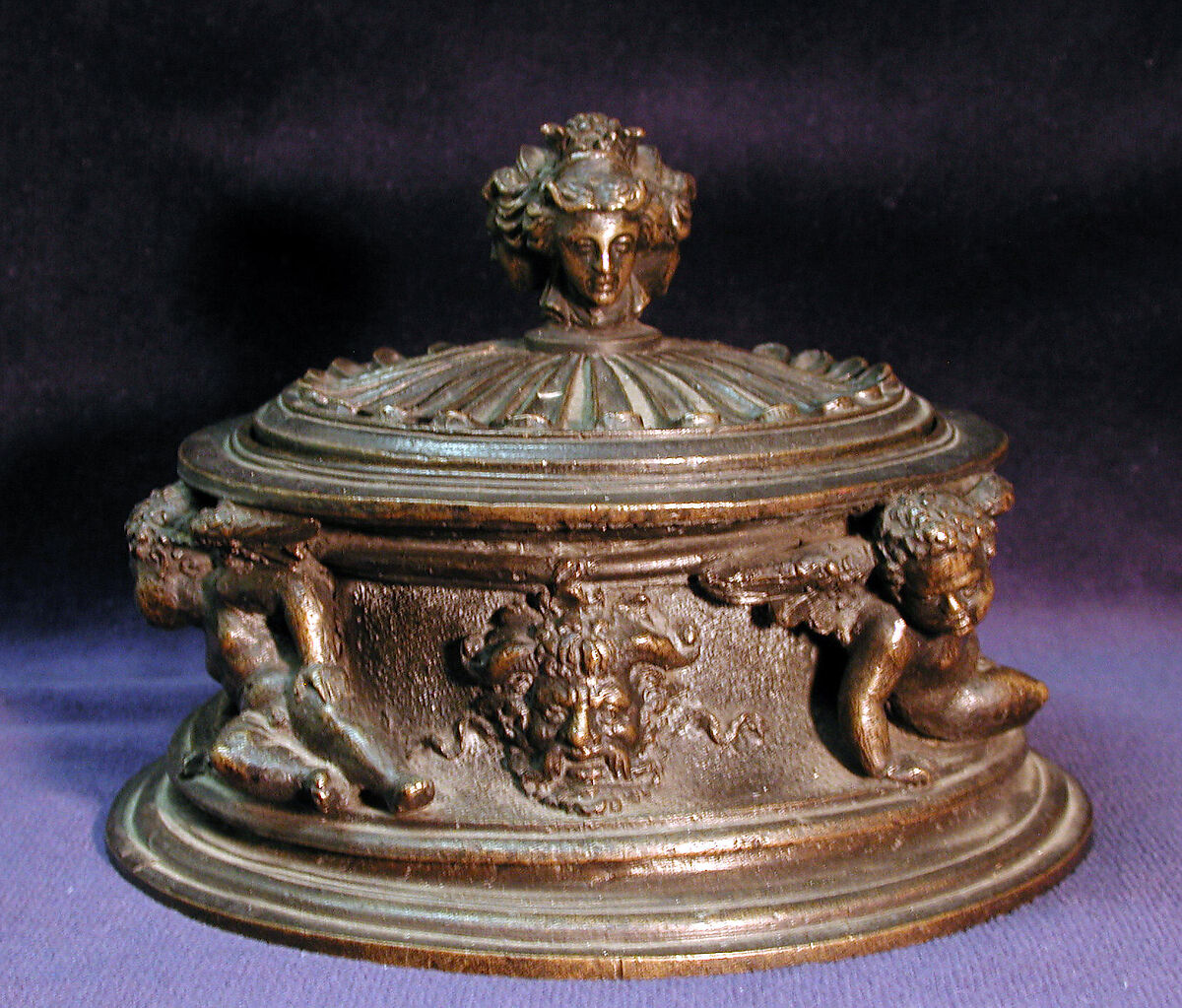 Cylindrical container with cover, Bronze, Italian, Padua