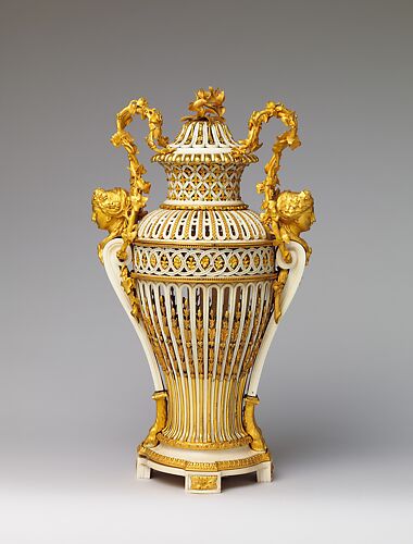 Vase with cover (Vase en ivoire) (one of a pair)