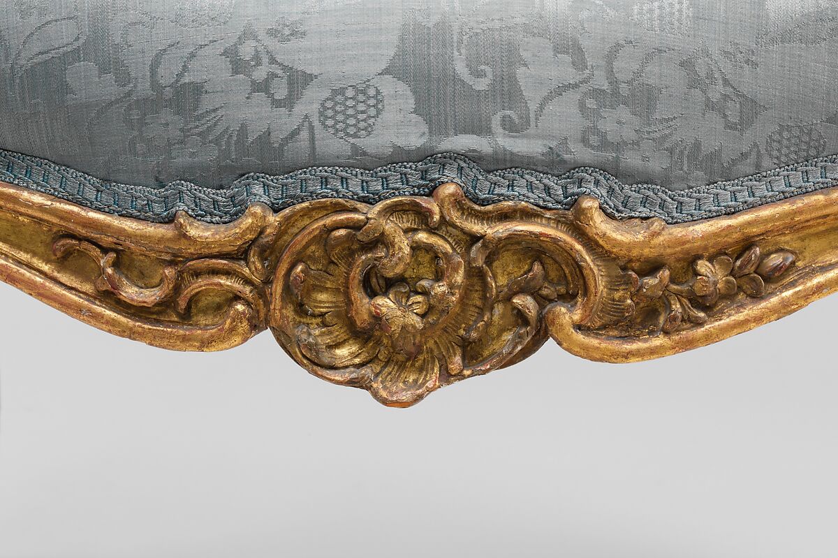 Armchair (fauteuil à la reine), Carved and gilded beech; covered in eighteenth-century blue damask not original to the armchair, Southwestern German