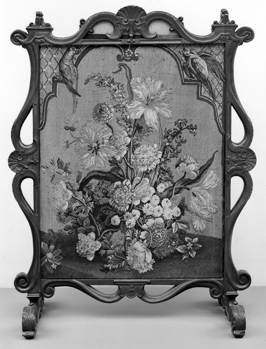 Fire screen, Tapestry woven at Beauvais, Carved walnut, wool and silk tapestry panel, French 