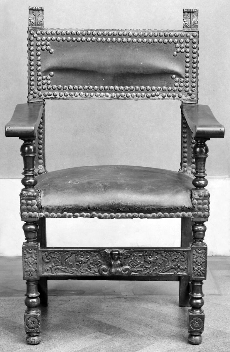 Pair of armchairs (part of a set), Carved walnut, leather, Italian, Genoa