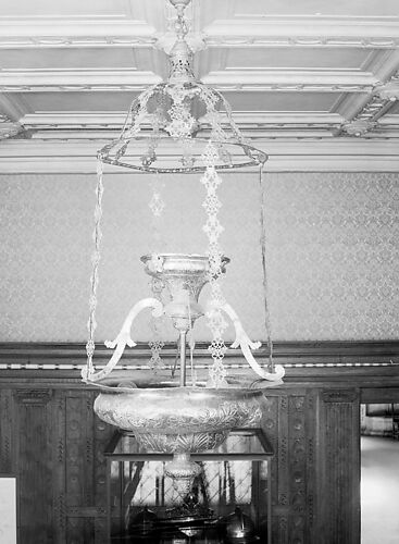 Sanctuary lamp