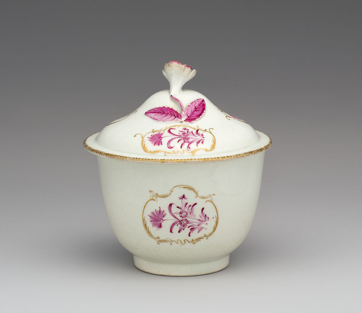 Sugar bowl with cover, Worcester factory (British, 1751–2008), Soft-paste porcelain, British, Worcester