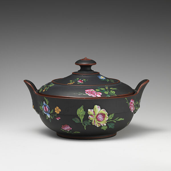 Sugar bowl with cover (part of a set), Josiah Wedgwood and Sons (British, Etruria, Staffordshire, 1759–present), Basalt ware, British, Etruria, Staffordshire 