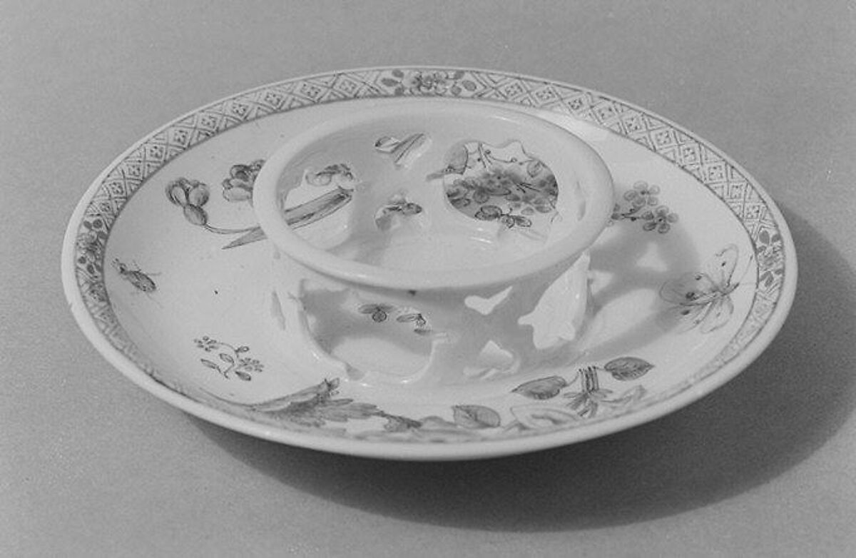 Saucer, Vienna, Hard-paste porcelain, Austrian, Vienna 