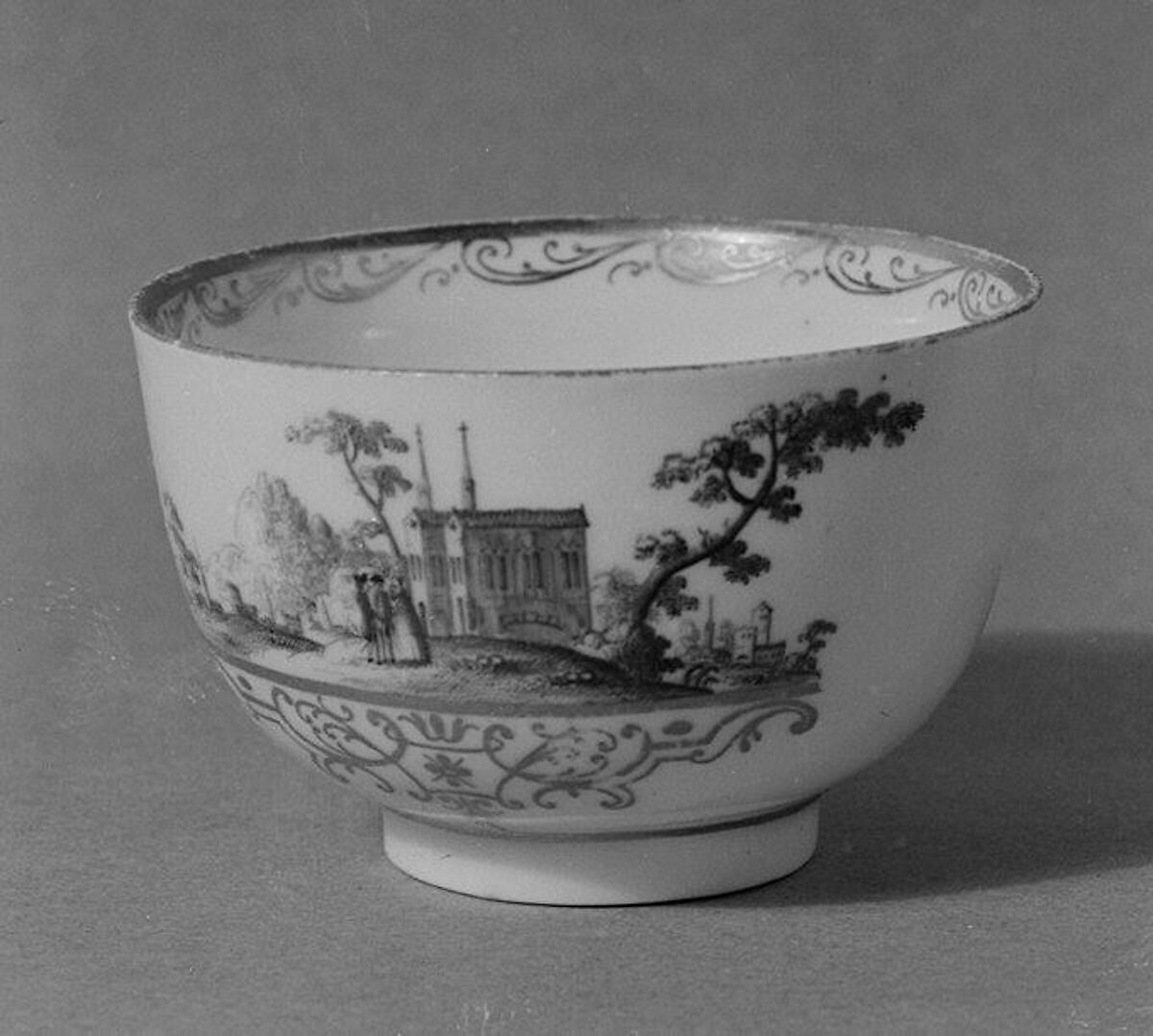 Cup and saucer, Imperial Porcelain Manufactory  (Vienna, 1744–1864), Hard-paste porcelain, Austrian, Vienna 