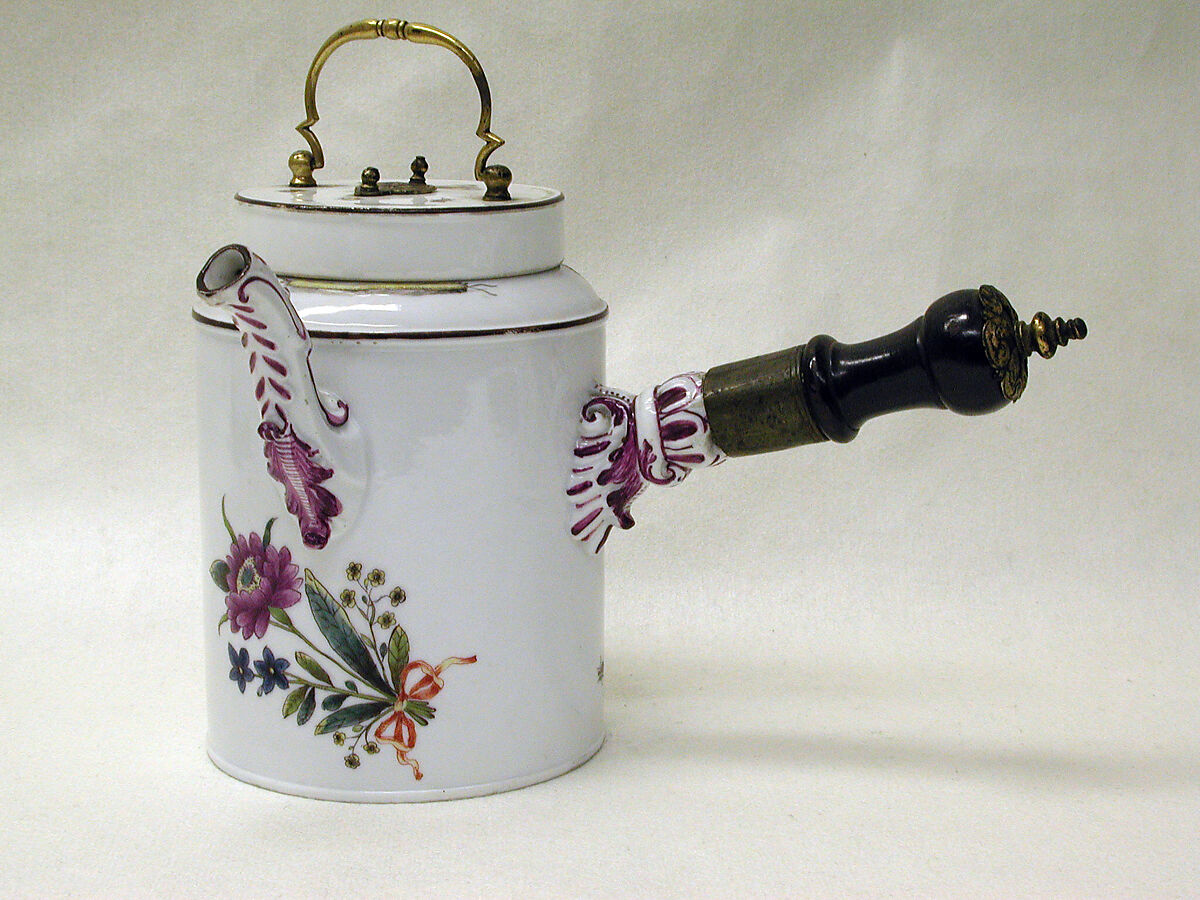 Chocolate pot, Meissen Manufactory (German, 1710–present), Hard-paste porcelain, German, Meissen 