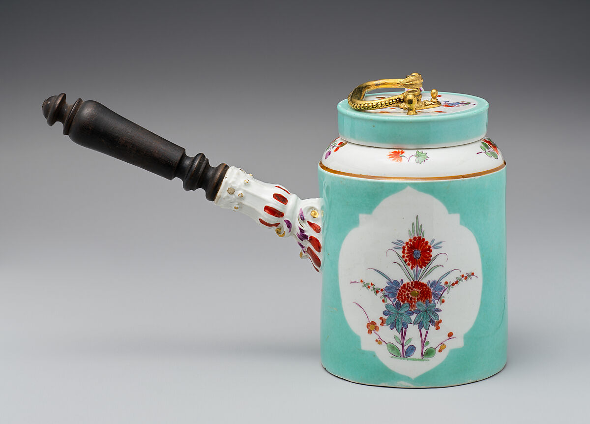 Chocolate pot, Meissen Manufactory (German, 1710–present), Hard-paste porcelain, gilt bronze, wood, German, Meissen