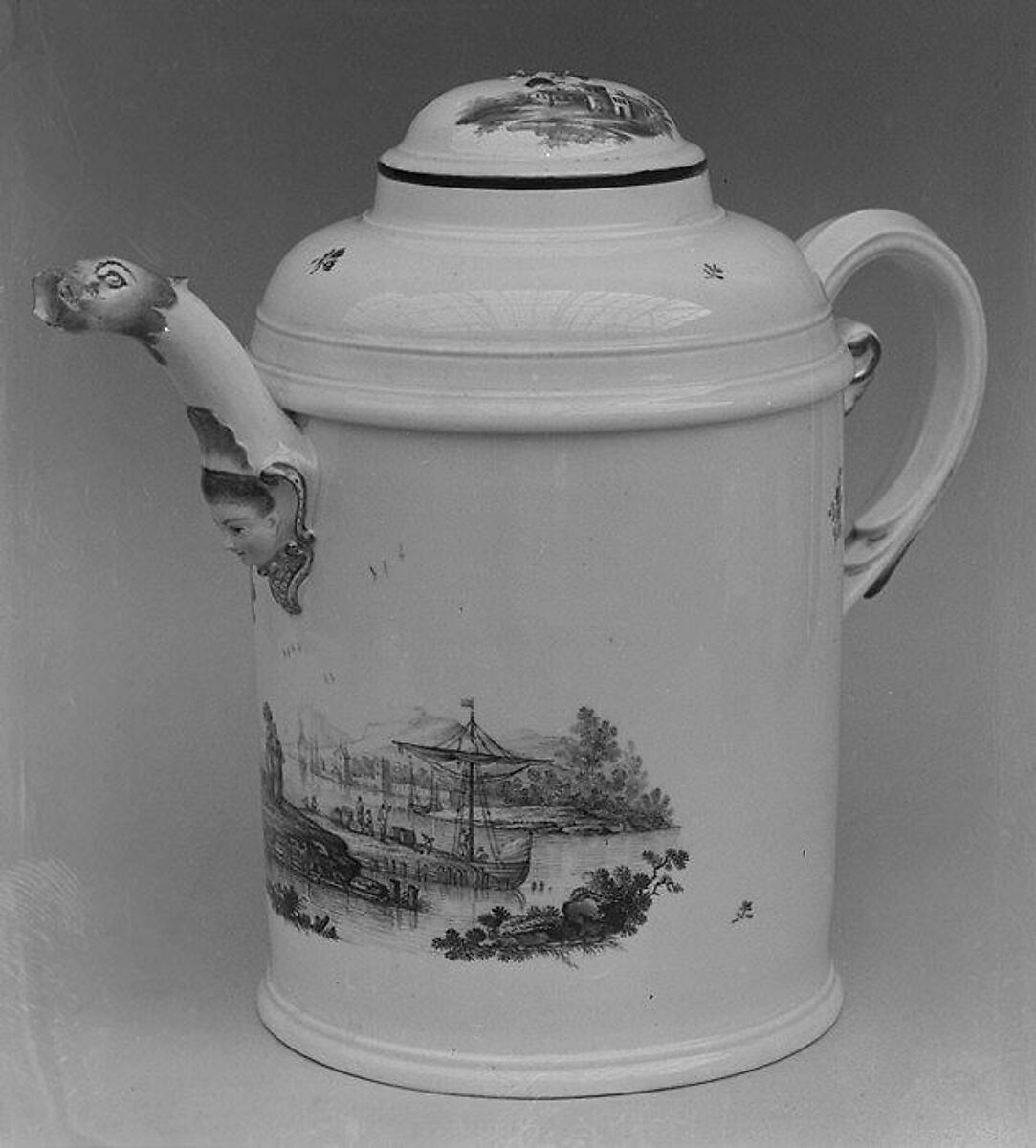 Coffeepot, Ansbach Pottery and Porcelain Manufactory (German, 1758–1860), Hard-paste porcelain, German, Ansbach (Bruckberg) 