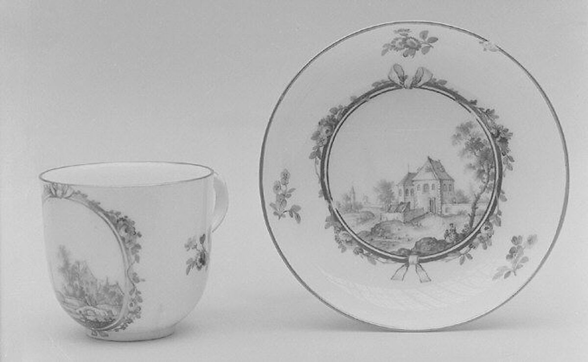 Cup and saucer, Royal Porcelain Manufactory, Berlin (German, founded 1763), Hard-paste porcelain, German, Berlin 