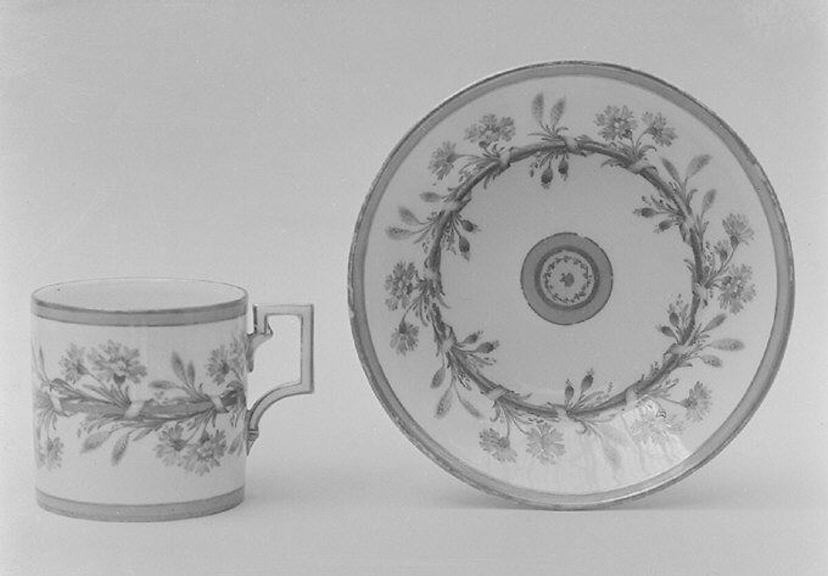 Cup and saucer, Royal Porcelain Manufactory, Berlin (German, founded 1763), Hard-paste porcelain, German, Berlin 