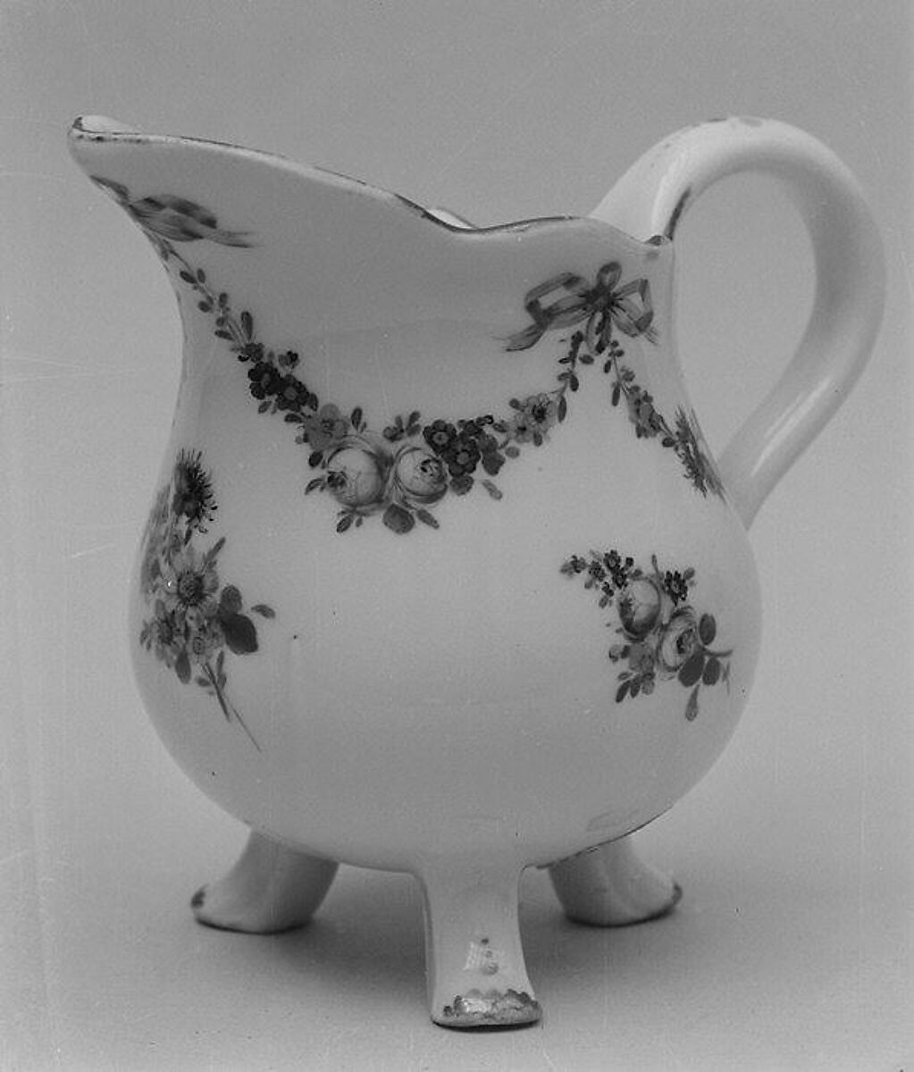 Cream jug, Gotha (German, 1757–1900), Hard-paste porcelain, German, Thuringia (Gotha) 