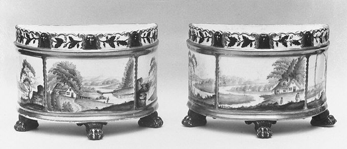 Pair of cachepots, Hard-paste porcelain, German, possibly Ludwigsburg 