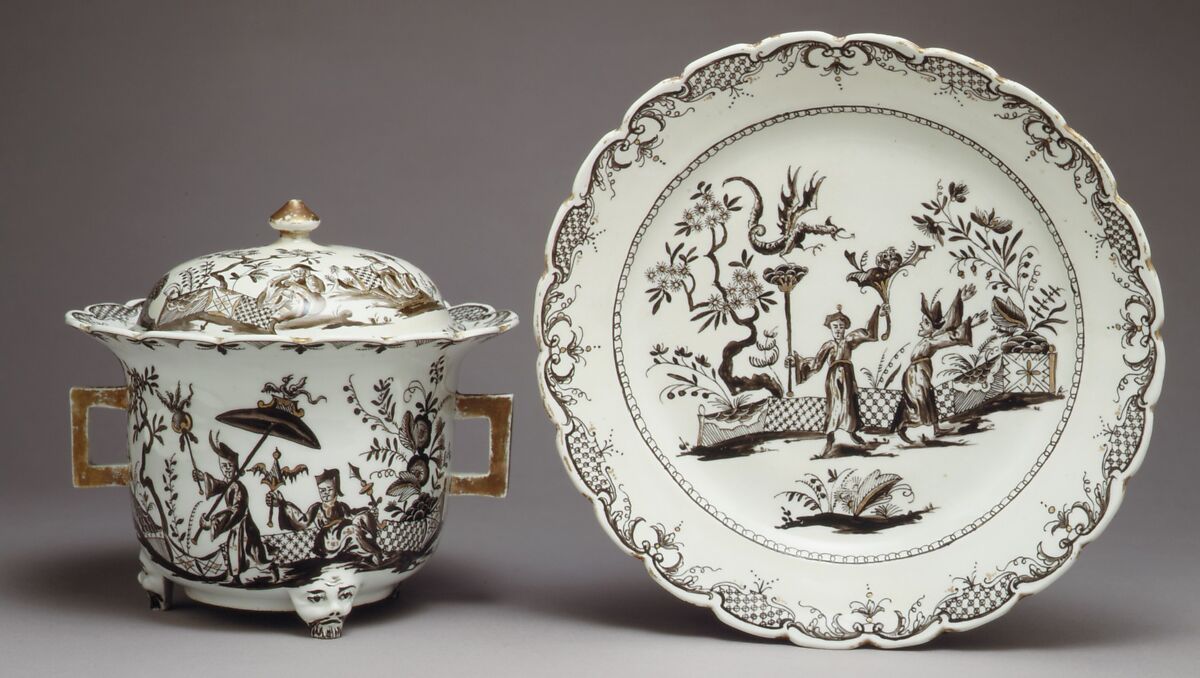 Ollio pot with cover and stand, Vienna, Hard-paste porcelain, Austrian, Vienna 