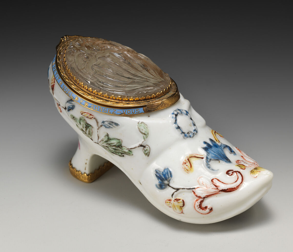 Box, Mennecy, Soft-paste porcelain, gold, enamel, French, Mennecy with probably British mounts 