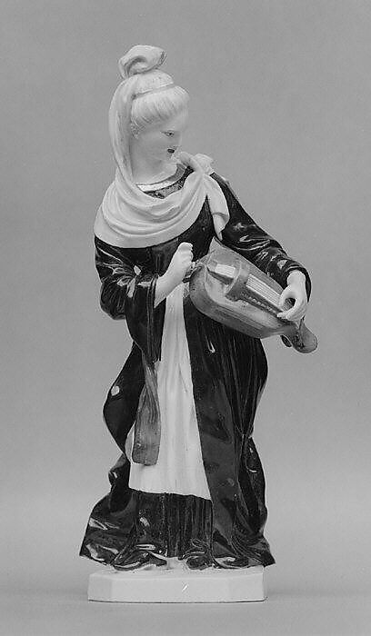 Woman playing a hurdy-gurdy, Höchst Manufactory (German, 1746–1796), Hard-paste porcelain, German, Höchst 