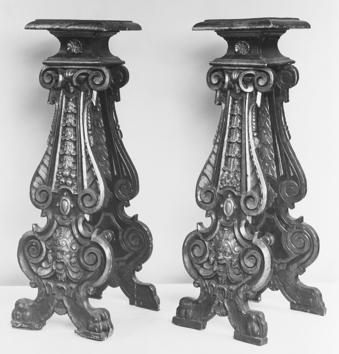 Pedestal (one of a pair), Walnut, parcel-gilt, Italian 