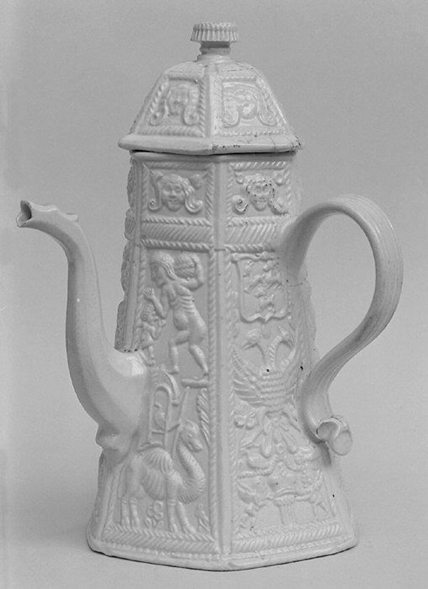 Coffeepot, Lead-glazed white stoneware, British, Staffordshire 