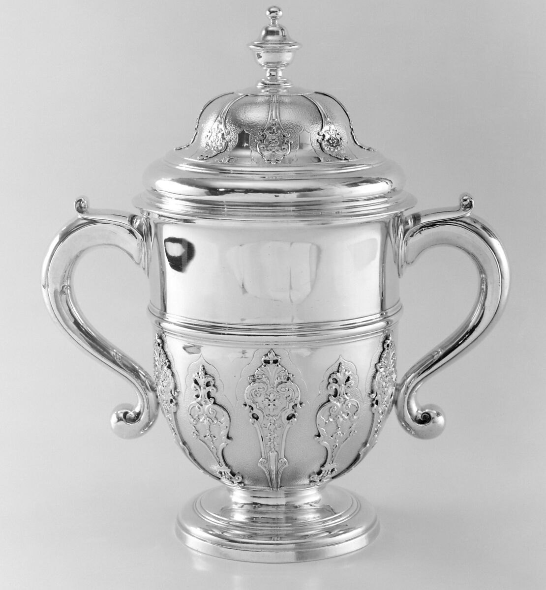 Two-handled cup with cover, Augustin Courtauld (British, 1685–1751), Silver, parcel gilt, British, London 