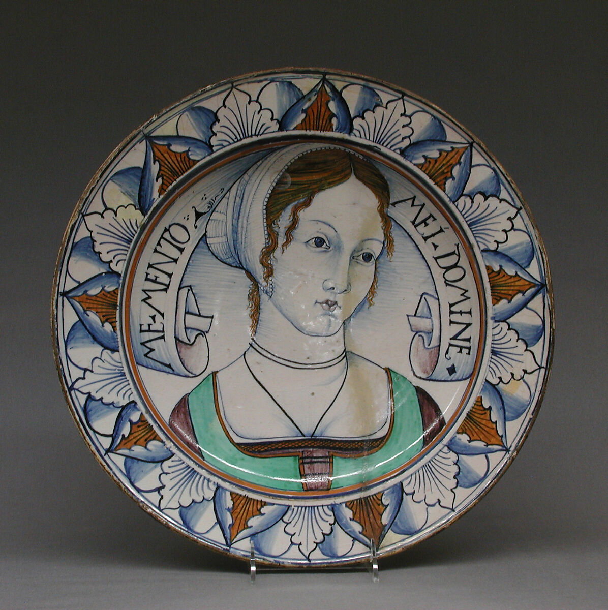 Dish, Maiolica (tin-glazed earthenware), Italian 