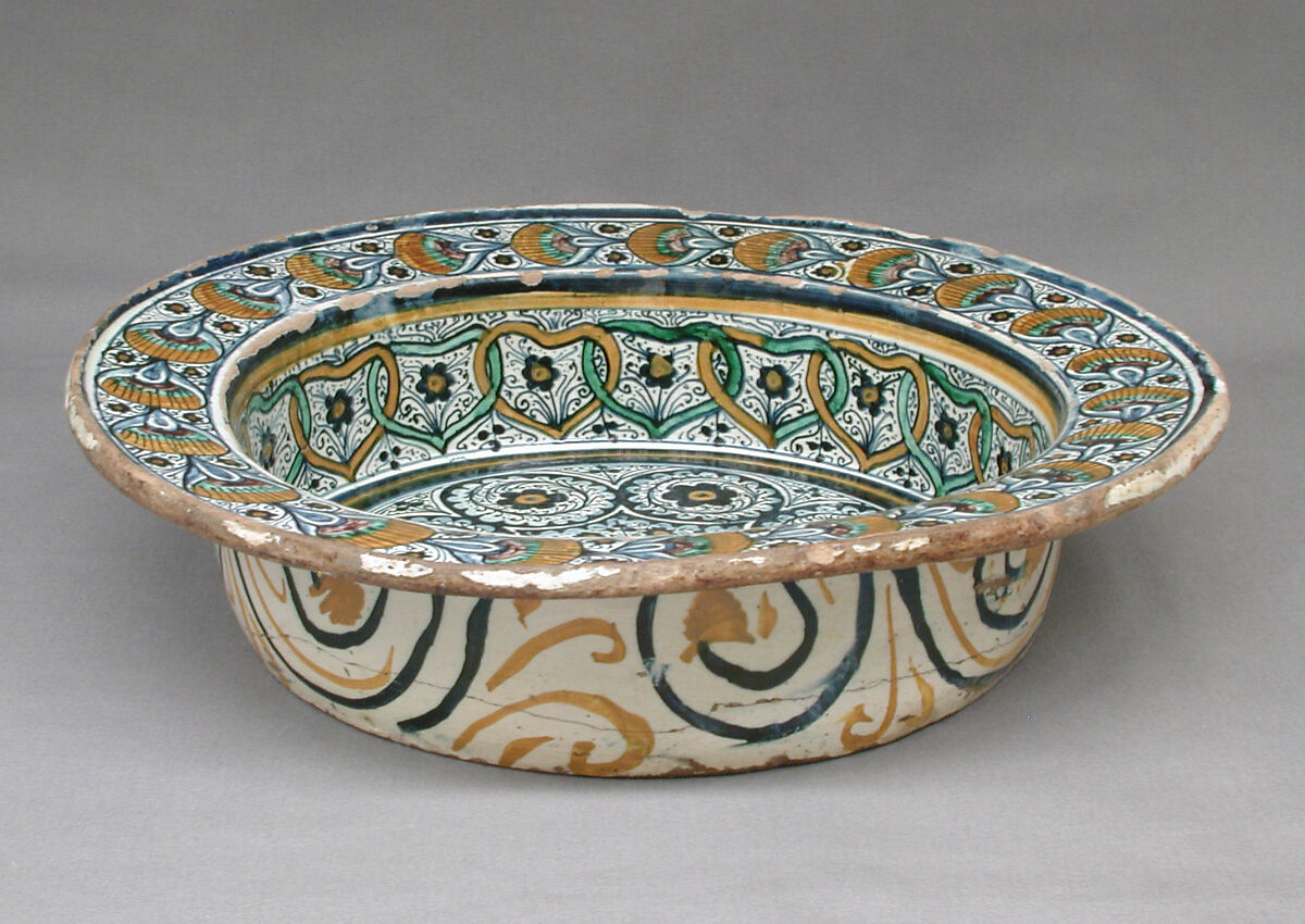 Basin, Maiolica (tin-glazed earthenware), Italian, Naples