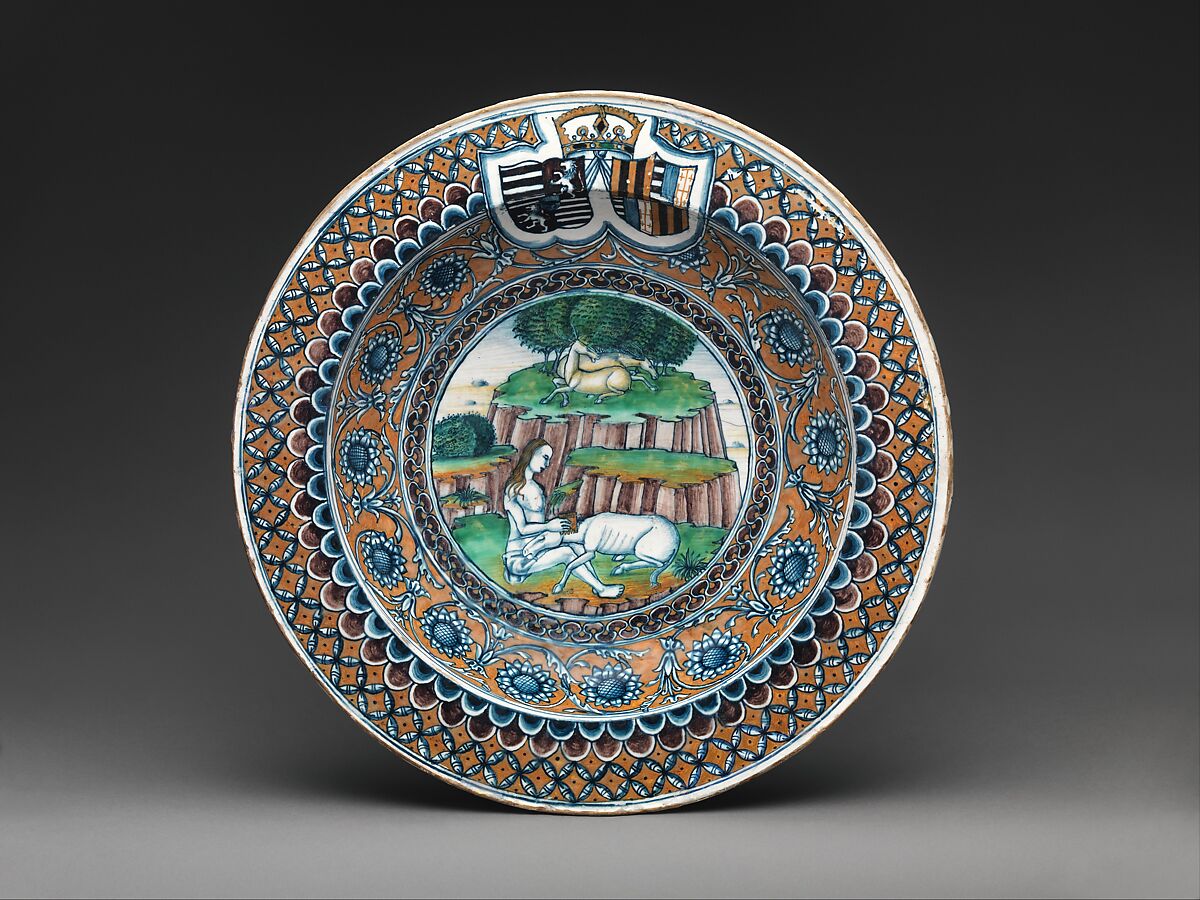 Bowl with The Virgin and the Unicorn and arms of Matthias Corvinus and Beatrice of Aragon, Maiolica (tin-glazed earthenware), Italian, Pesaro 