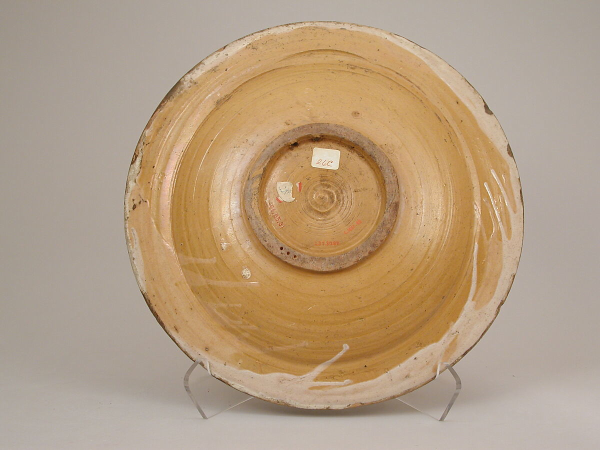 Dish, Maiolica (tin-glazed earthenware), Italian, Deruta