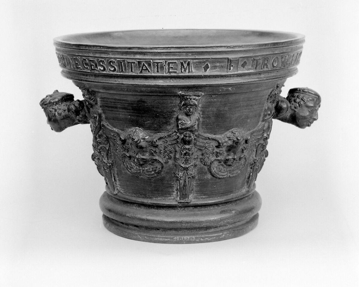 Mortar, Trovilliar (French), Bronze, dark green patina, French