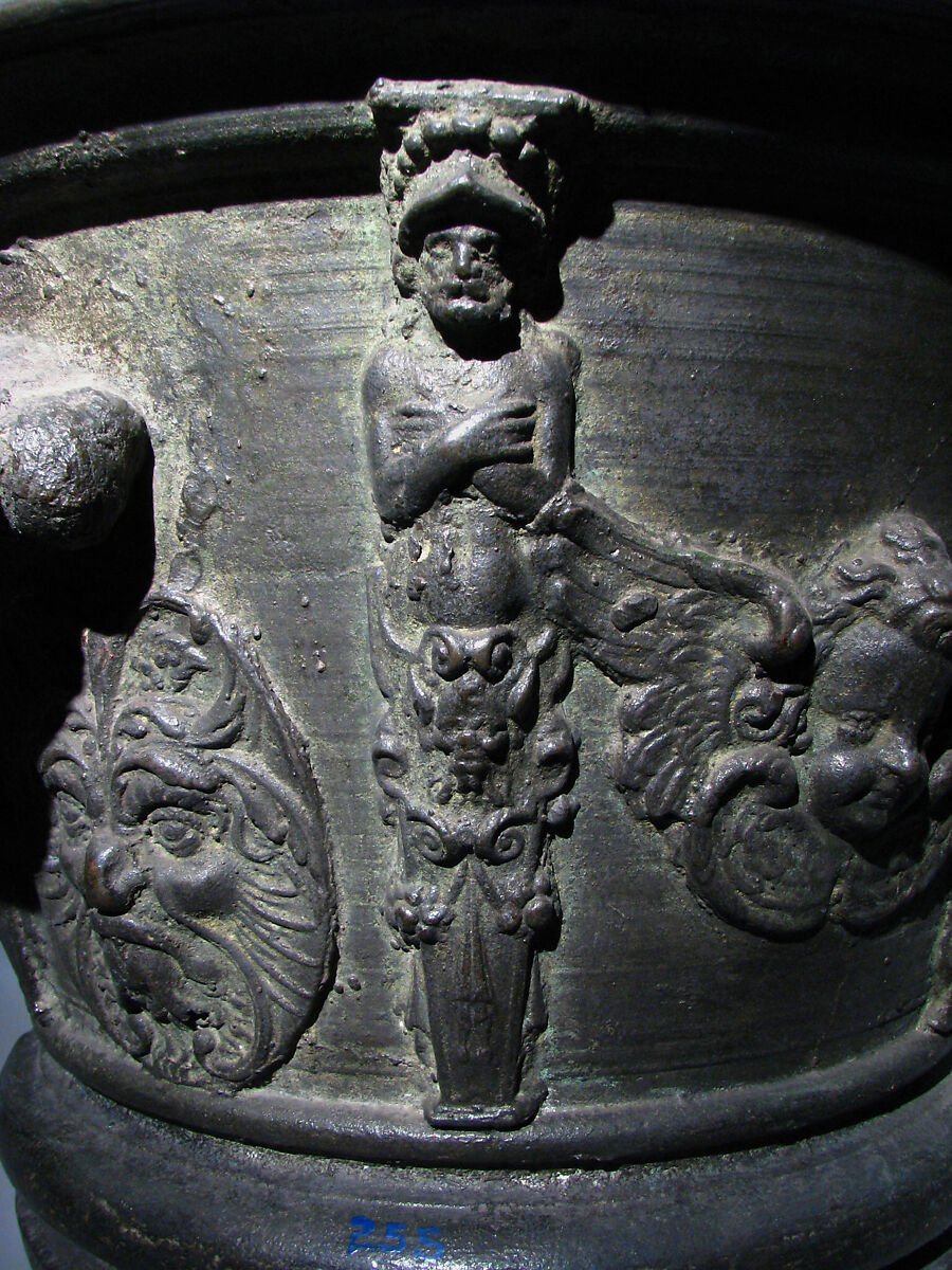 Mortar, Trovilliar (French), Bronze, dark green patina, French