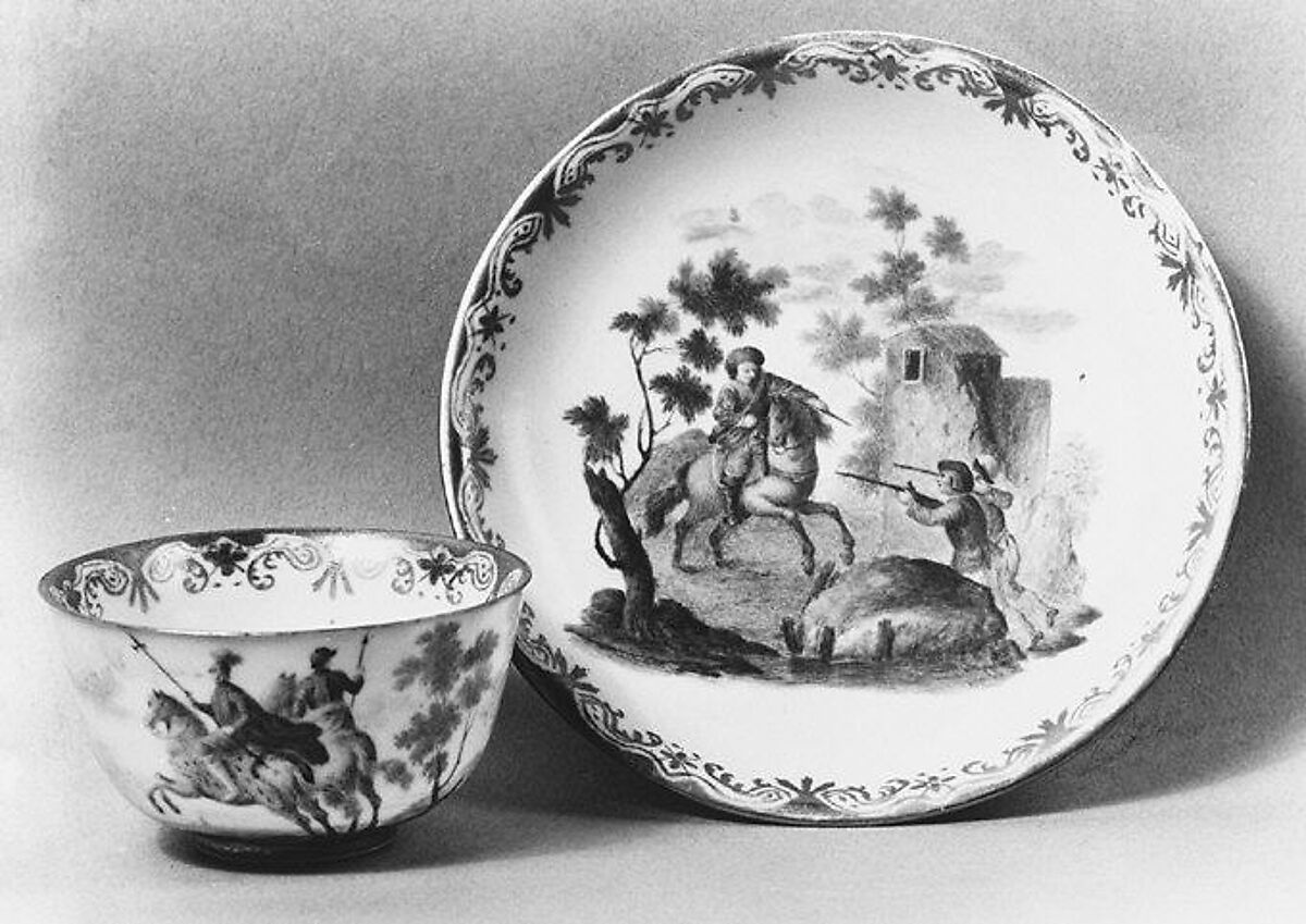 Cup and saucer, Real Fabrica de Buen Retiro (Spanish), Soft-paste porcelain, Spanish, Madrid (Buen Retiro) 