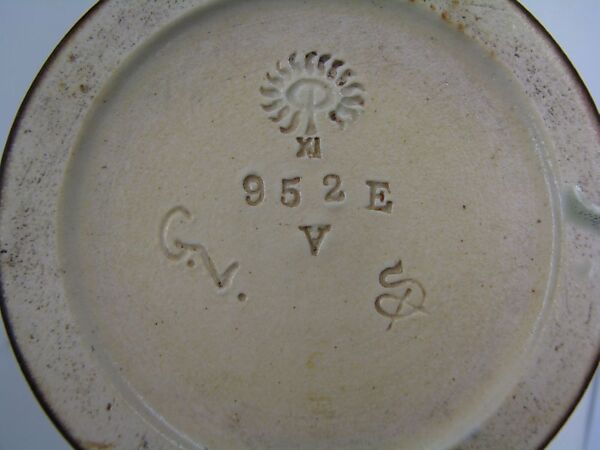 Vase, Rookwood Pottery Company (American, Cincinnati, Ohio 1880–1967), Earthenware, American