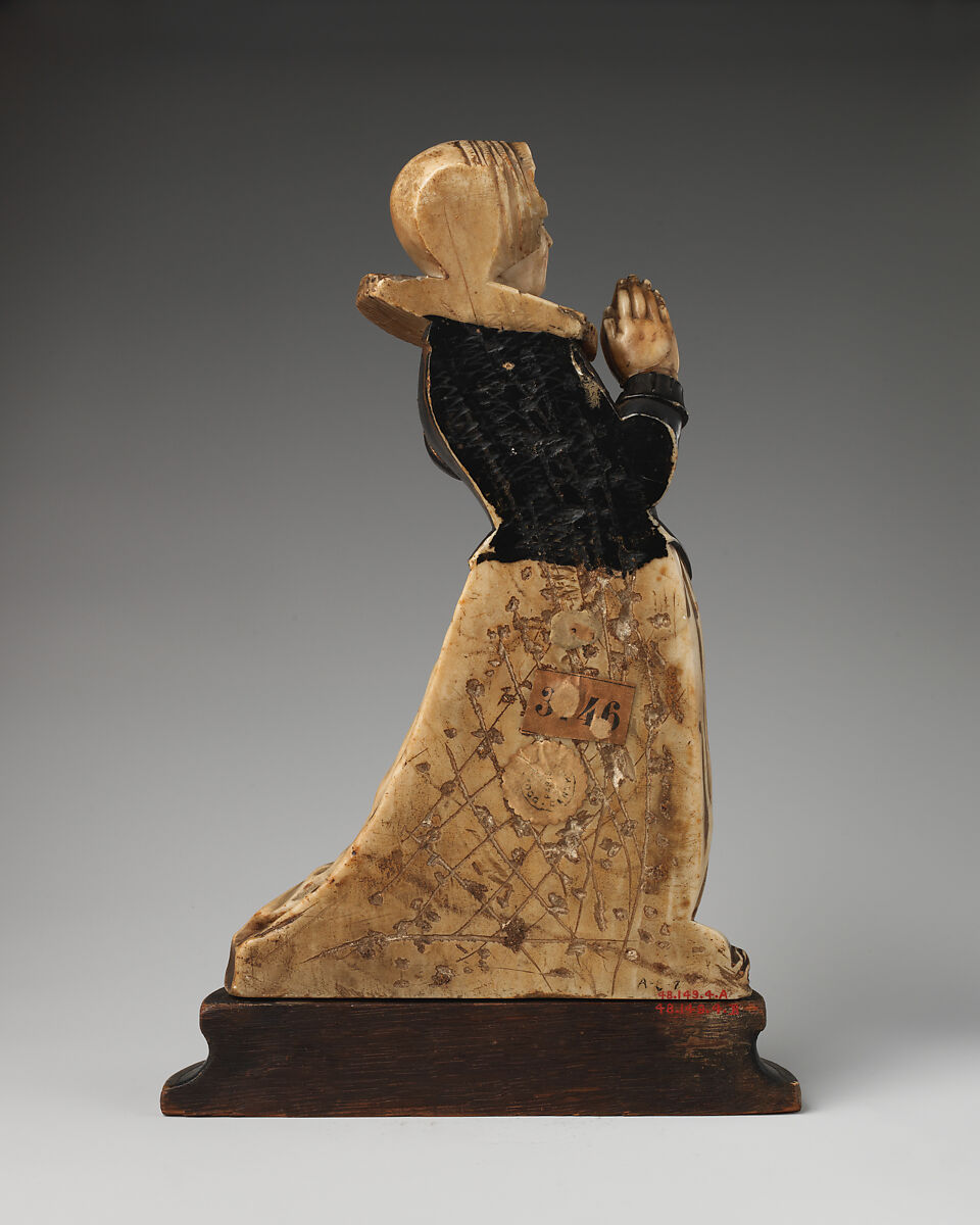 Kneeling woman, Alabaster, British