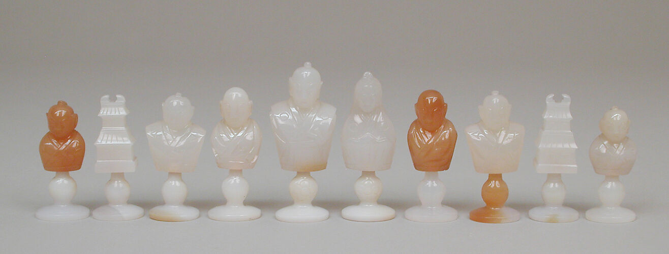Chessmen (32)