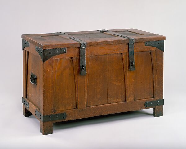 Chest, Gustav Stickley (American, Osceola, Wisconsin 1858–1942 Syracuse, New York), Oak, cedar, and wrought iron, American 