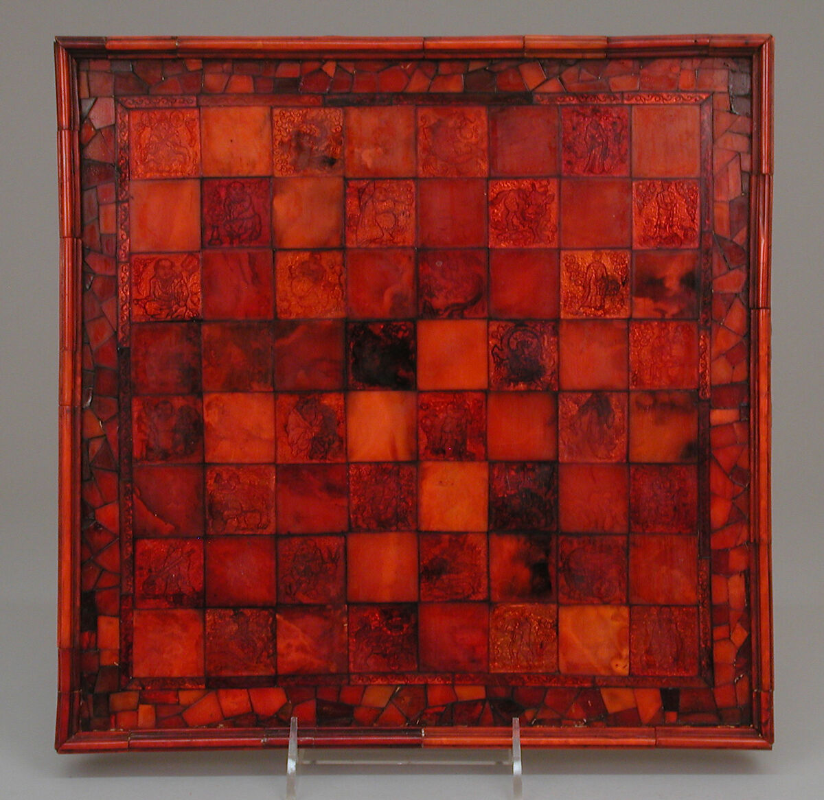 Chessmen (32) and board, Amber, clear and cloudy, Chinese