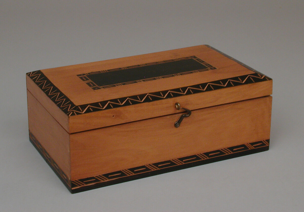 Chessmen (32) and box, Bone, wood, Mexican